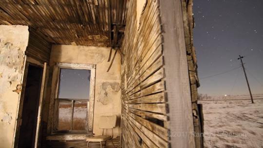 Sub Zero – winter night timelapse