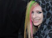 Avril Lavigne mariage avec demi-frère Kardashian