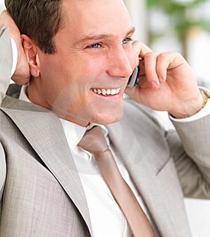 quels sont les dangers d'utilisation des téléphones portables sur le cerveau?