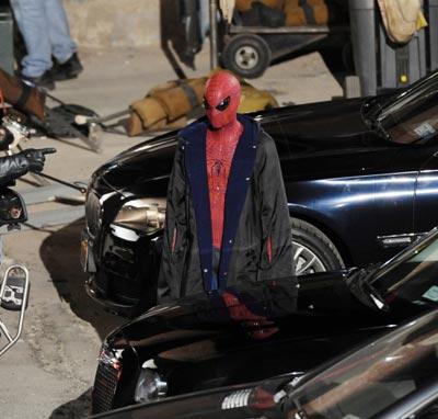 spidey_set_feb_13-550x525.jpg