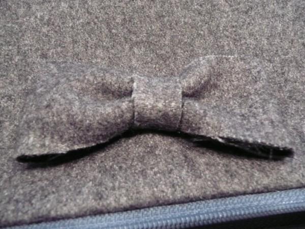 joli noeud en drap de laine