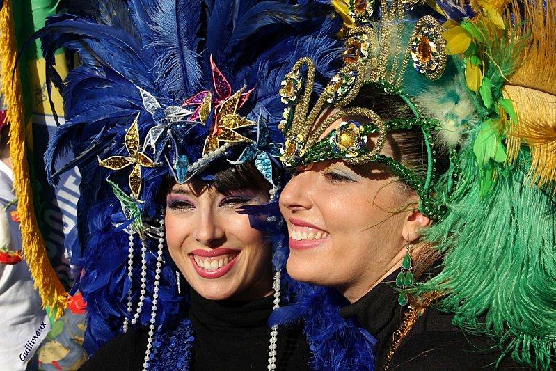 Carnaval de Paris Brésiliennes.jpg