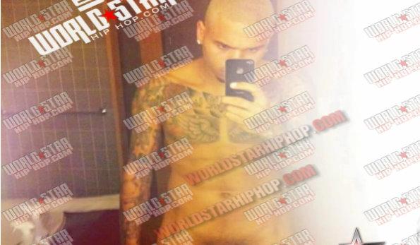 Photos : Chris Brown NU + nouveau son avec Wiz Khalifa – Bomb