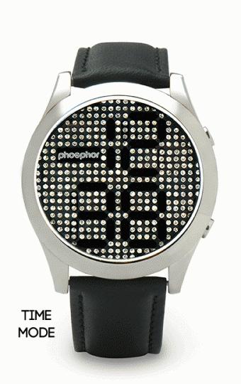 736211181862 2 340x540 Phosphor Reveal : une montre faite de cristaux Swarovski