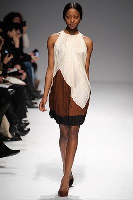 Beautiful Black models @ Paris Fashion week (Fall 2011)