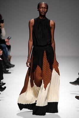 Beautiful Black models @ Paris Fashion week (Fall 2011)