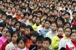 1,34 milliard de Chinois. Et moi et moi et moi….