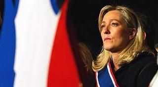 Au secours Le Pen revient !