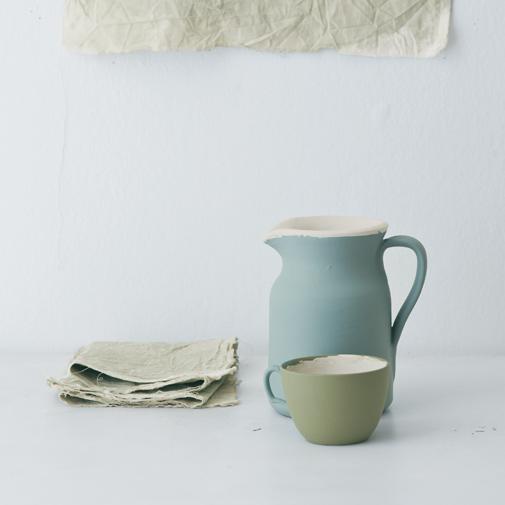 jugs mizzle Farrow & Ball présente sa nouvelle collection au moyen de céramiques peintes   Céramique Design & Moderne