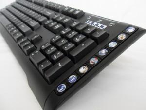 Un clavier dédié entièrement à Facebook: SNAK