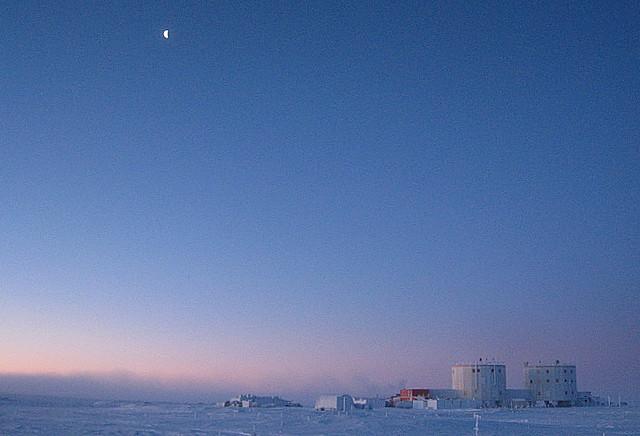 Station Concordia en Antarctique.