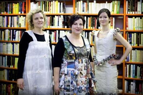 Isabell Bard et Nadia Terés (les deux créatrices des robes) avec Mélanie Kohler.