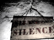 Rebelle poème, tâche rouge paysage