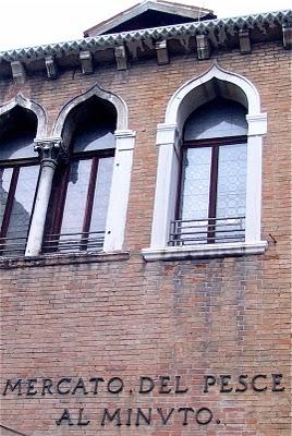 La chiusura del mercato del pesce di Rialto ...