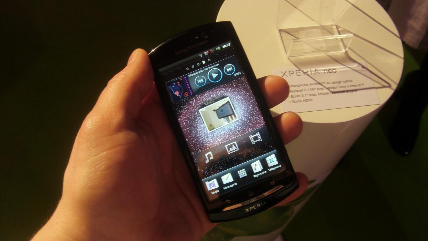 xperia arc sony ericsson oosgame weebeetroc [compte rendu] Soirée de présentation Sony Ericsson Xperia.