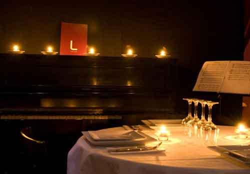 l-etage-table-piano-paris-restaurant-bar-hoosta-magazine