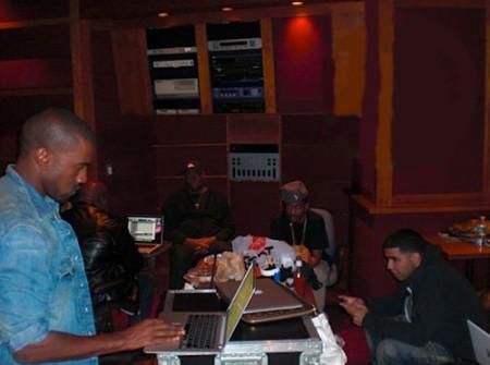 http://cdn.nahright.com/news/wp-content/uploads/2011/03/Kanye-West-Big-Sean-Drake-450x335.jpg