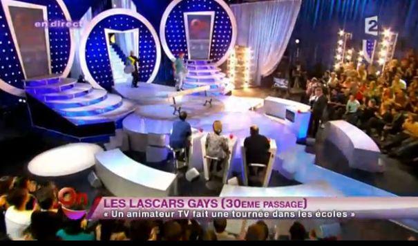 Zapping : Les Lascars gays clashent Delarue | Vidéo