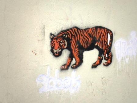 No Rule Corp – Rue des Petits Carreaux (75002)