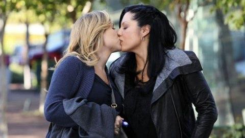 Grey’s Anatomy saison 7 ... la relation de Callie et Arizona devient très sérieuse (spoiler)