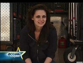 Screencaps - Interview Access Hollywood