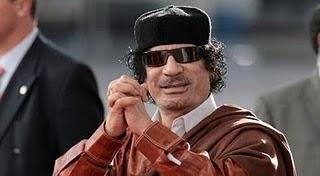 Mais qu'on se débarrasse de Kadhafi !