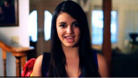 Rebecca Black ... le buzz dépasse Justin Bieber et Lady GaGa sur iTunes