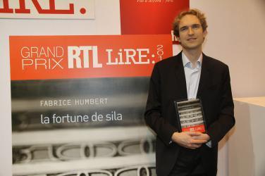 Grand Prix RTL LIRE 2011, pour La Fortune de Sila de Fabrice Humbert Grand Prix RTL LIRE 2011, pour La Fortune de Sila de Fabrice Humbert