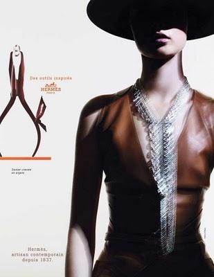15X6 - La cavalière couture d'Hermès.