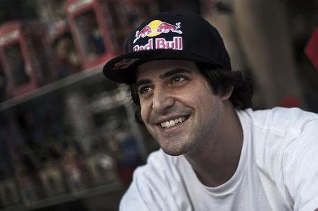 Red Bull X-Fighters London 2009 Mat Rebeaud se casse le fémur