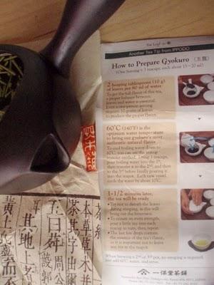 Remplir l'armoire à thé... du vert japonais