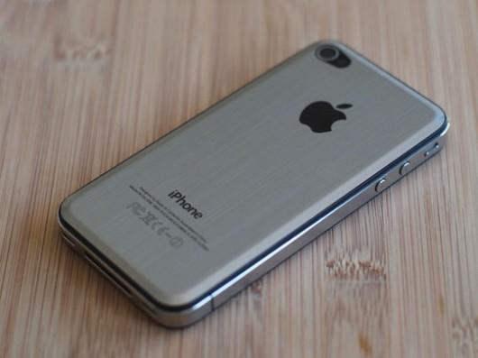 iPhone 5 : En métal avec écran de 4″ et design de l’iPhone 4?