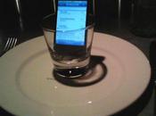 Améliorer réception iPhone avec verre d’eau