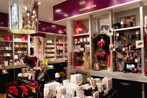 Love-store-interieur-2-boutique-paris-hoosta-magazine