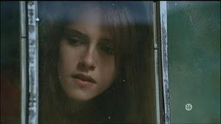 Movie Stills of Kristen in The Messengers