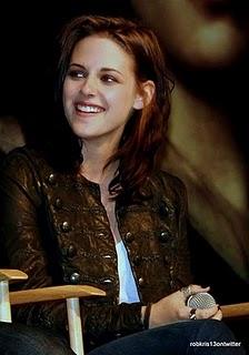Kristen Stewart at the L.A. Twi Con 06.12.10