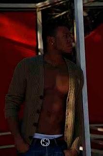 Senna de Secret Story égérie d'une marque de vêtements et chanteur ...