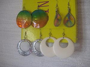 earrings 009