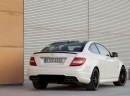 2011_mercedes_c63-amg-coupe_19