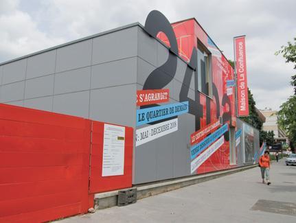 L'îlot P est actuellement occupé par la Maison Confluence 