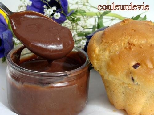 Trois variantes autour d’une crème au lait de soja (chocolat, vanille, café)