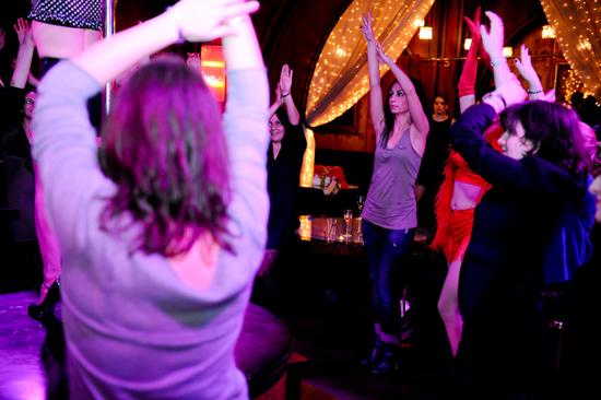 Des coquineries de filles !