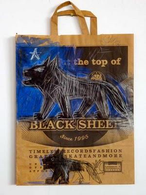 Mise à Sac, sac en papier kraft réhabilité, Loup Noir.