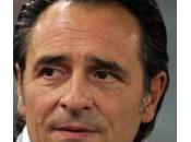 Prandelli faut aider Balotelli
