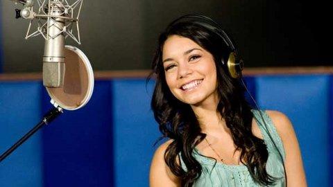 Vanessa Hudgens ... de plus en plus proche de Josh Hutcherson