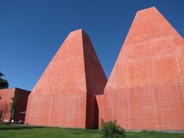 Paula Rego Museum- Cascais - Portugal - Eduardo Souto De Moura