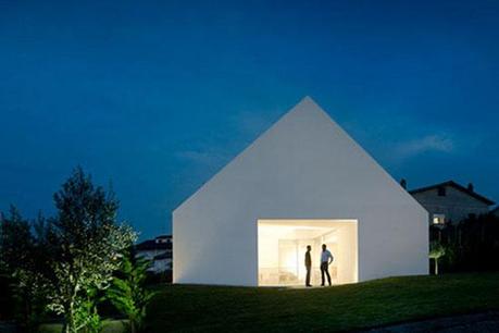 Une villa minimaliste à Leiria au Portugal - 10