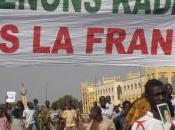 Aprés Dieudonné Mbala Maliens manifestent pour soutenir leur "frère" Kadhafi