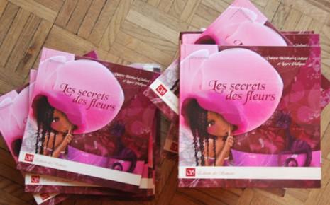 Mon album jeunesse les secrets des fleurs