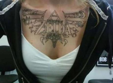 Legend of Zelda Chest Tattoo 540x397 Un tatouage de Zelda au bon endroit ?